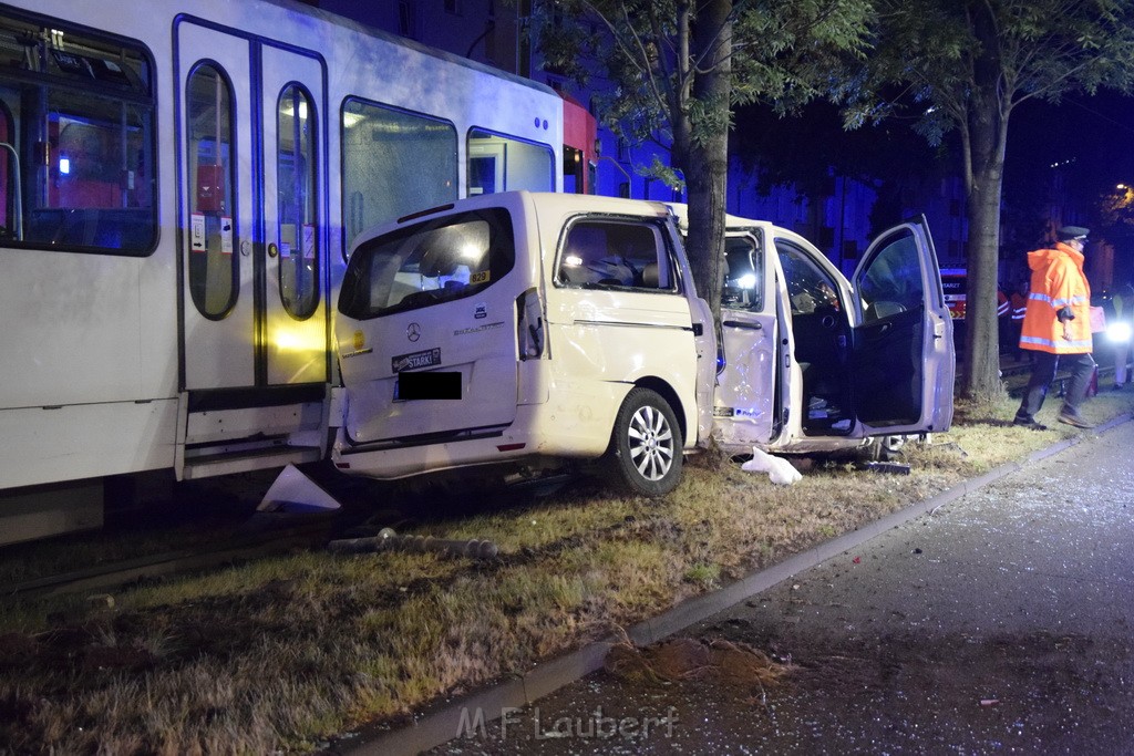 VU PKW Strab Koeln Niehl Amsterdamerstr Friedrich Karlstr P001.JPG - Miklos Laubert